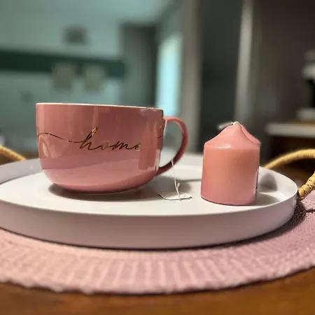 Semesterbostad Heron House Corbola